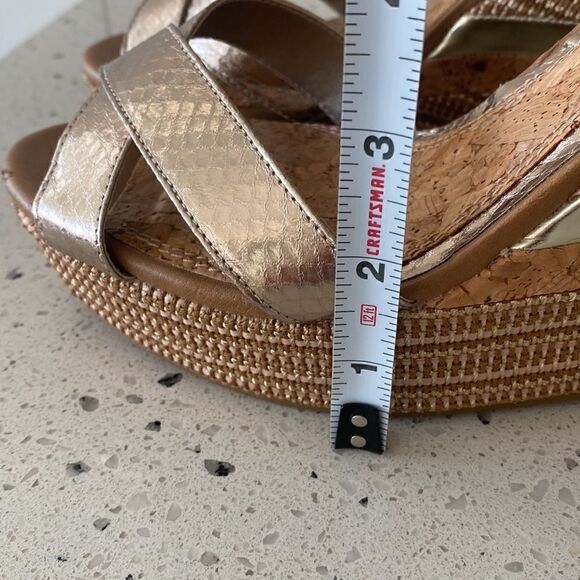 Gianni Bini Women Cork Wedge Metallic Gold Ankle Strap Platform Sandals Size 10 - Picture 9 of 16
